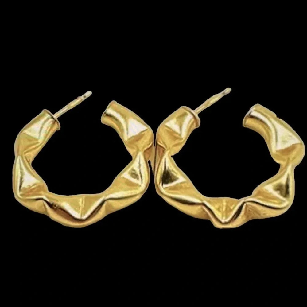 18k Gold Tone C shaped Needle Hollow Hoop Earrings